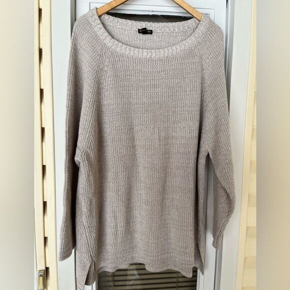 Express Beige Long Sleeved Crew Neck Sweater, Side slits, Large - Picture 4 of 8